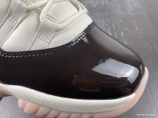 Rep Jordan AR0715-101 11 Neapolitan WMNS Air 0803